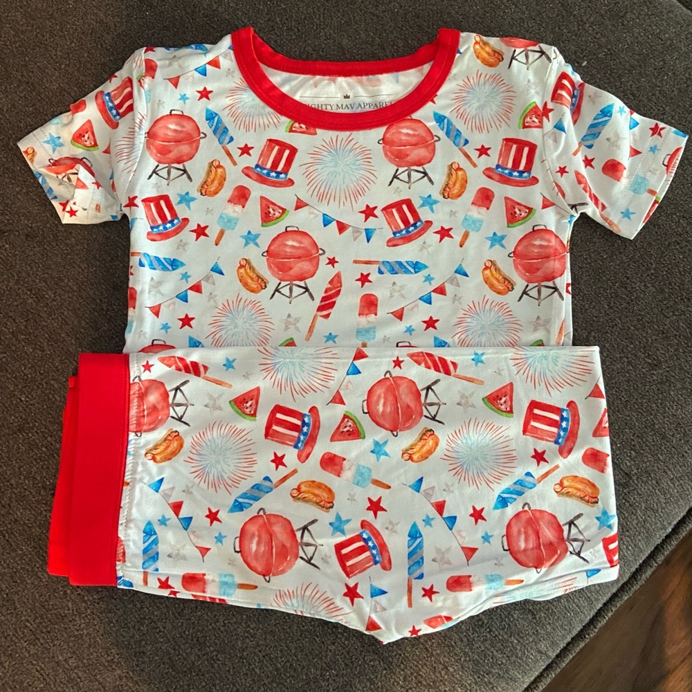 NWOT Mighty Mav Apparel 4th of July Bamboo Pajama Set